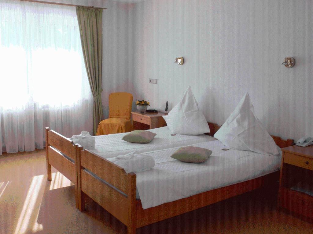 Hotel Garland Villingen-Schwenningen Room photo